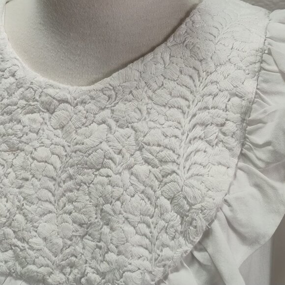 Mexican embroidery blouse - Picture 2 of 3